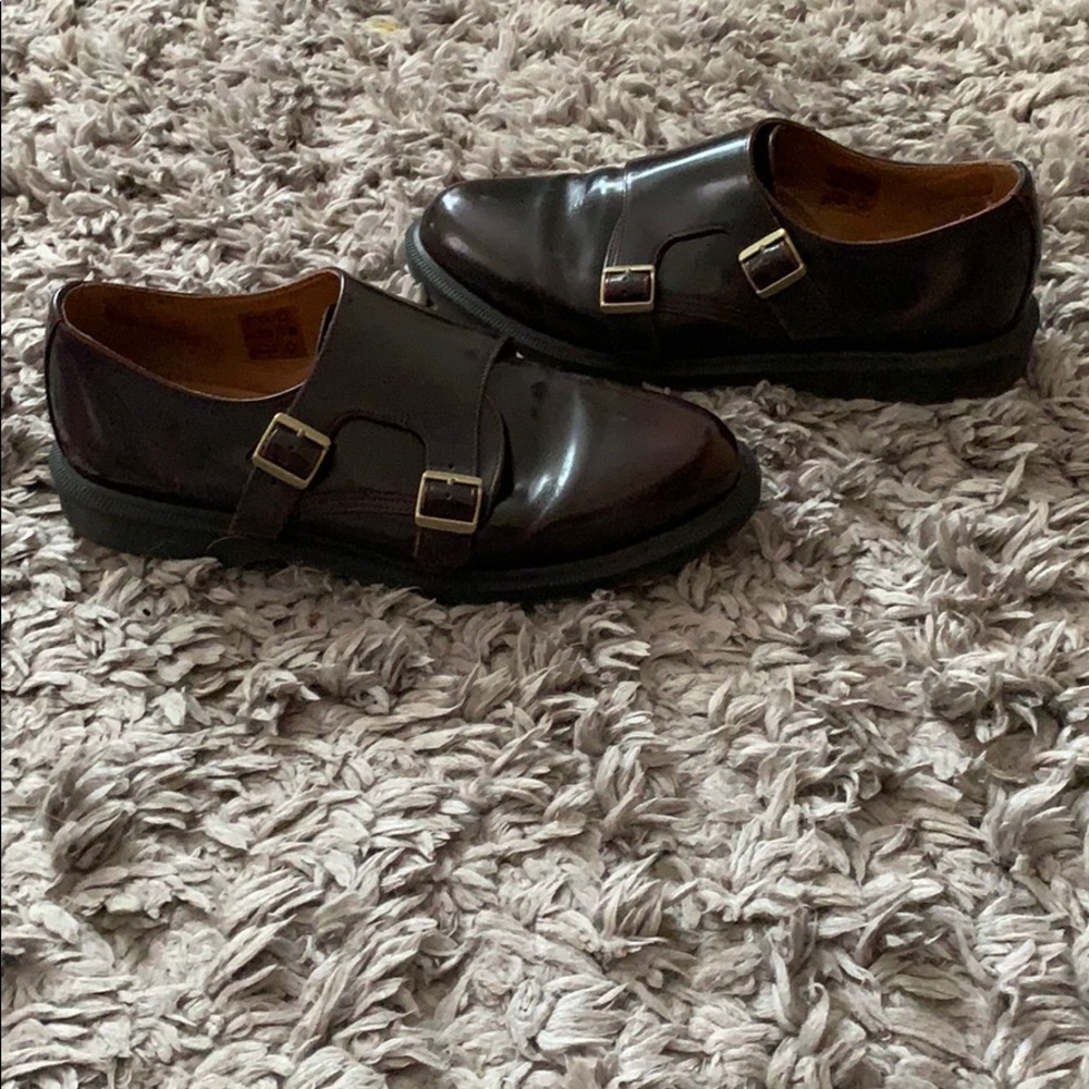 Dr. Marten Leather Shoe ( Woman’s 10/Men’s 12)